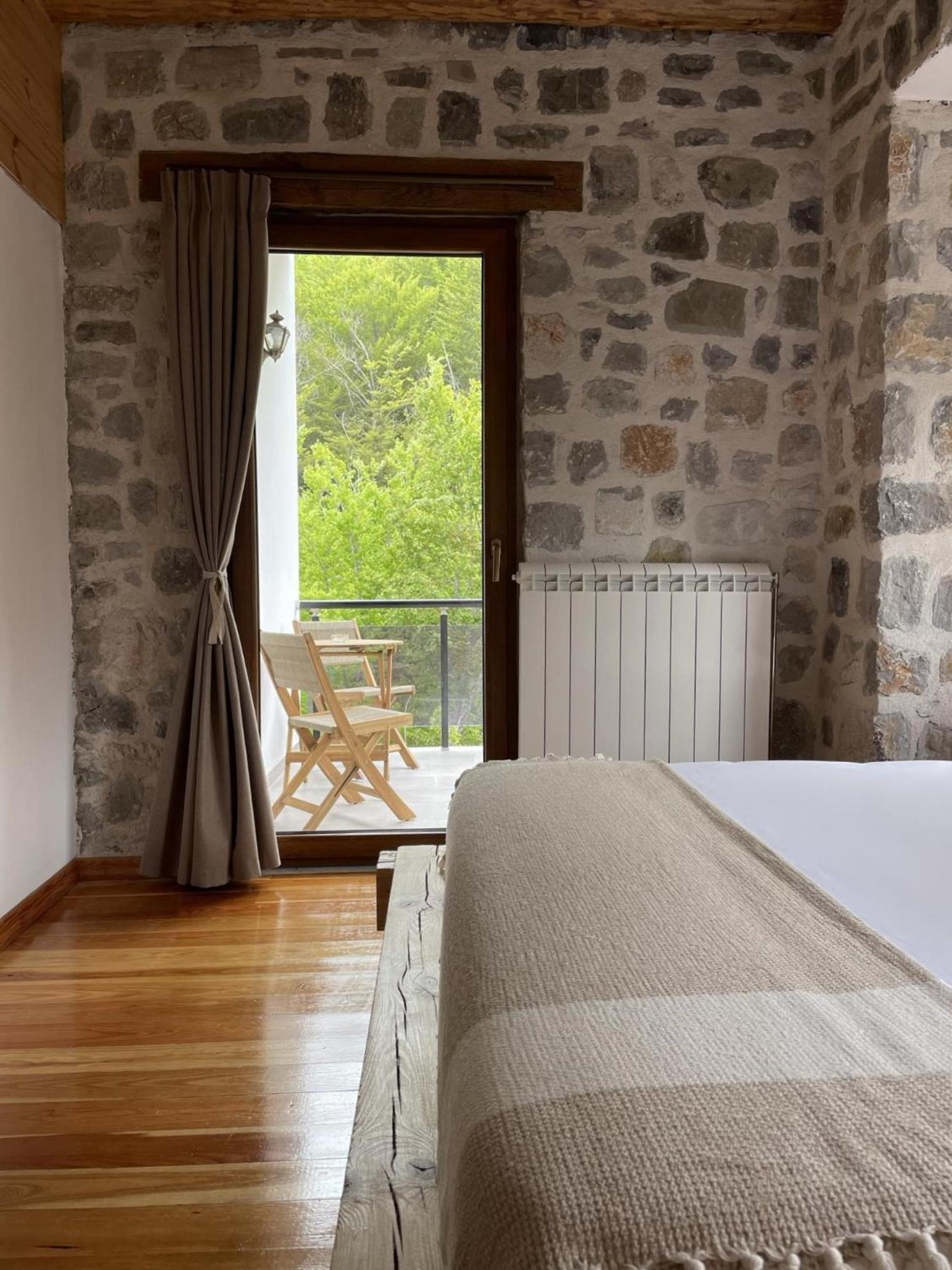 Valter & Drita'S Guesthouse Тети Экстерьер фото